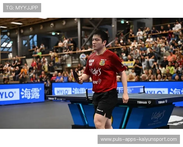 樊振东3-0完胜晋级,实力尽显国际巨星风采,樊振东最新的比赛视频2020 樊振东3-0完胜晋级,实力尽显国际巨星风采,樊振东最新的比赛视频2020